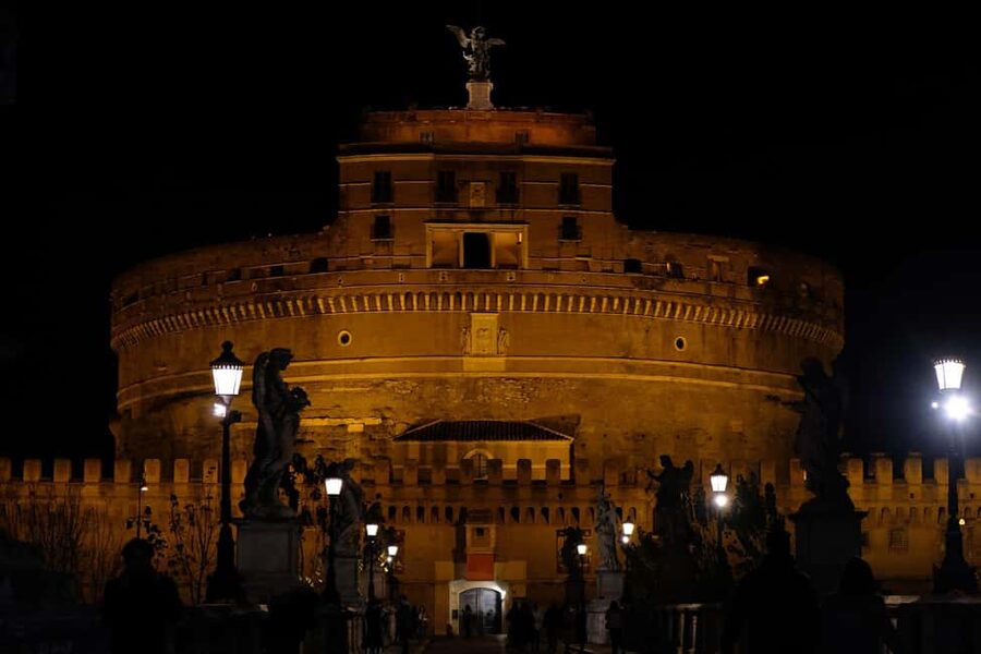 Rome: Murder Mysteries of Rome Guided Walking Tour - Key things I’d bet you’ll enjoy