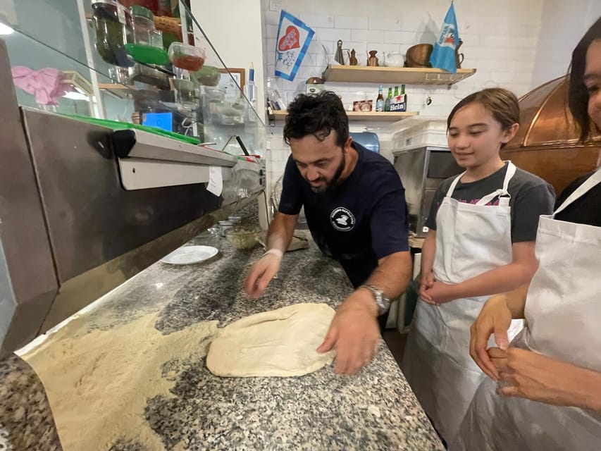 Rome: Neapolitan Pizza Cooking Class in Front of the Vatican - The pacing and what to expect from the 1-hour timing
