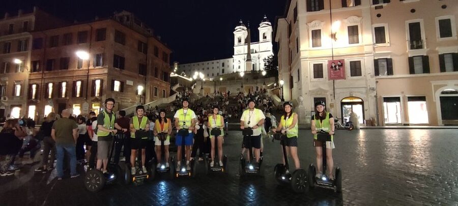 Rome: Night Segway Tour - Palazzo di Montecitorio and the Spanish Steps: a night stroll without the leg burn