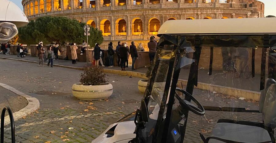 Rome: Night Tour by Golf Cart with Italian Dinner and Gelato - Hotel pickup, small-group riding, and what that changes