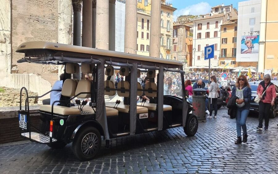 Rome: Night Tour of the City by Golf Cart (Private option) - Spanish Steps from the Top and the Pincio Terrace Finale