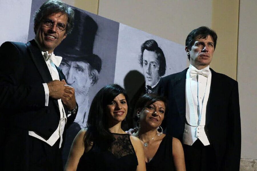 Rome: "Opera's Greatest Hits" Opera Concert with Aperitif - Inside St. Andrew’s Church of Scotland, where opera sounds personal