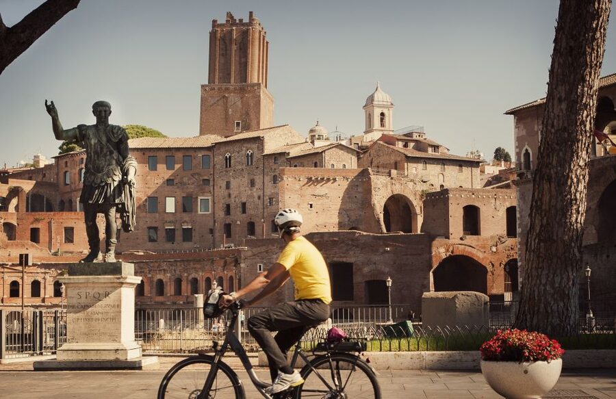 Rome: Panoramic Off-the-beaten-track Cannondale E-Bike tour - Giardino degli Oranci and St. Peter’s area: domes, gardens, and a controlled approach