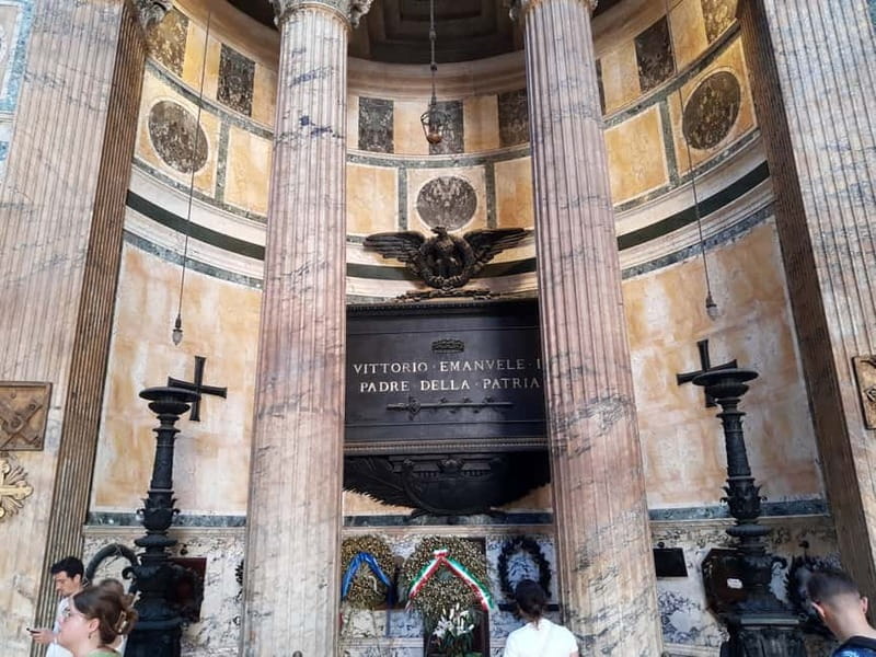 Rome: Pantheon Priority Entry Ticket & Audio Guide App - Dress Code and Small Friction Points at the Door