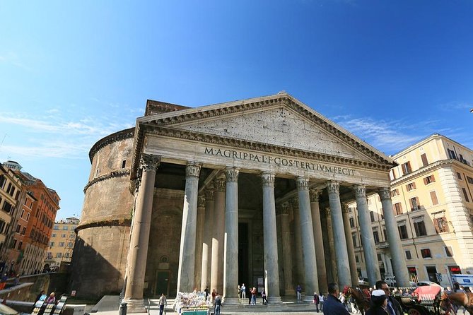 Rome: Pantheon, Spanish Steps, Navona and Trevi Private Tour - Private Rome, at street level: what this tour really gives you