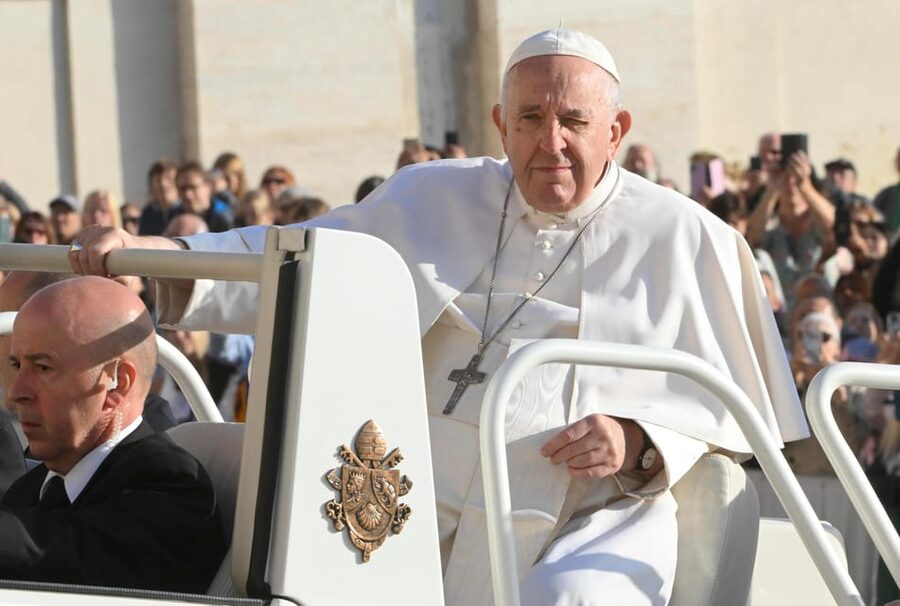 Rome: Papal Audience Experience - Meeting at Bar L’Ottagono and finding the check-in spot fast