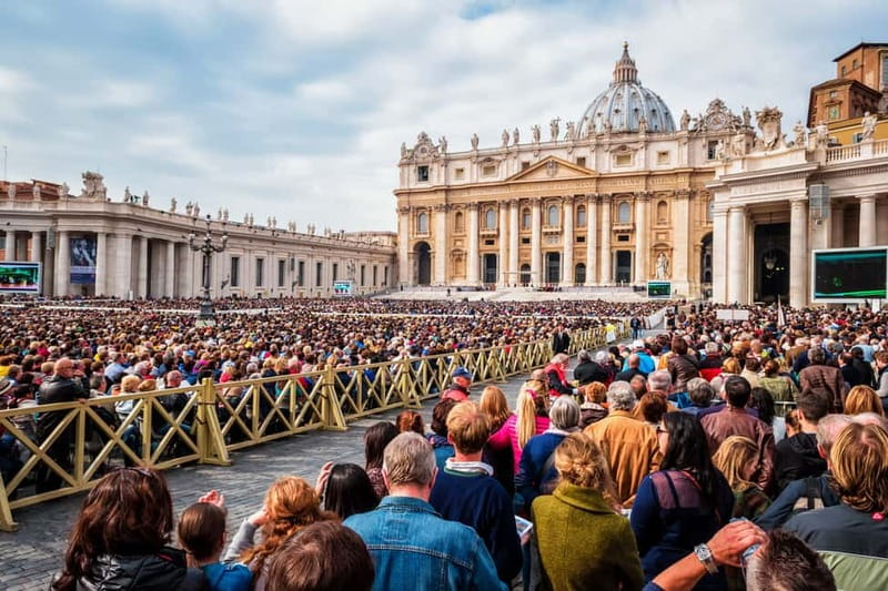 Rome: Papal Audience with Pope Leo XIV & Expert Guide - Getting your reserved seats: what the escort actually helps with