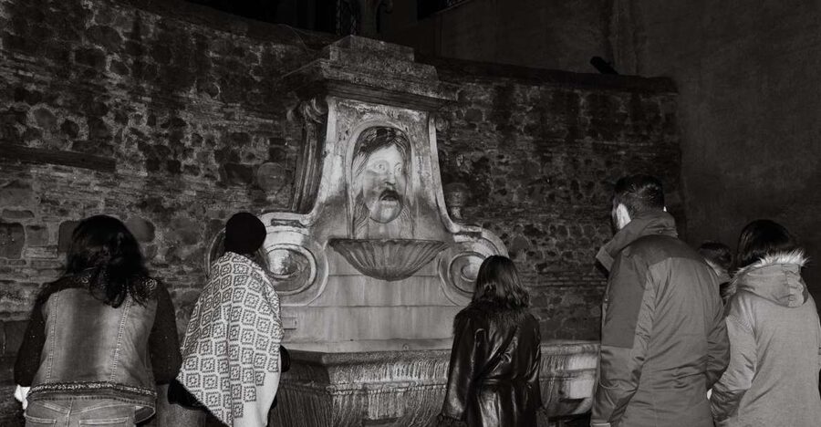 Rome: Paranormal Night Walking Tour & Secret Backstreets - Piazza Farnese and the Art of Looking Up at Night