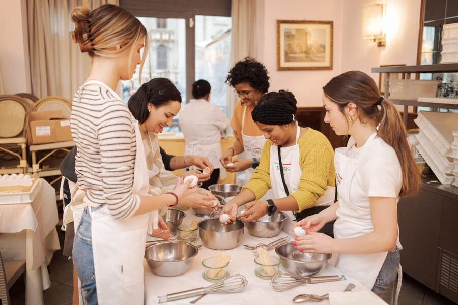 Rome: Pasta and Tiramisu Cooking Class in Piazza Navona - Tiramisu in Two Steps: Make It, Then Chill It