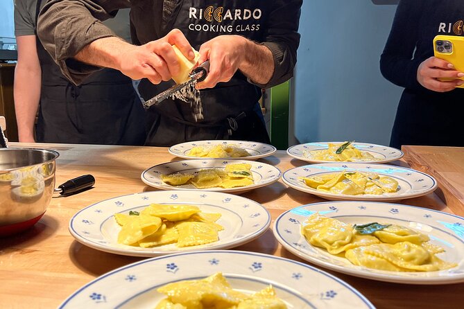 Rome Pasta Making Class with Italian Sauces and Wine Included - Handmade Pasta in a Roman Kitchen, With Wine and Coffee