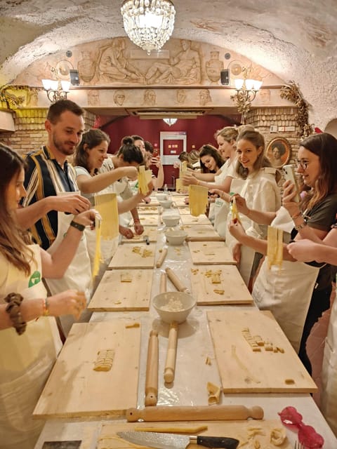 Rome: Pasta & Tiramisu Cooking Class near the Spanish Steps - Spanish Steps in Your Schedule, Not Just on a Map