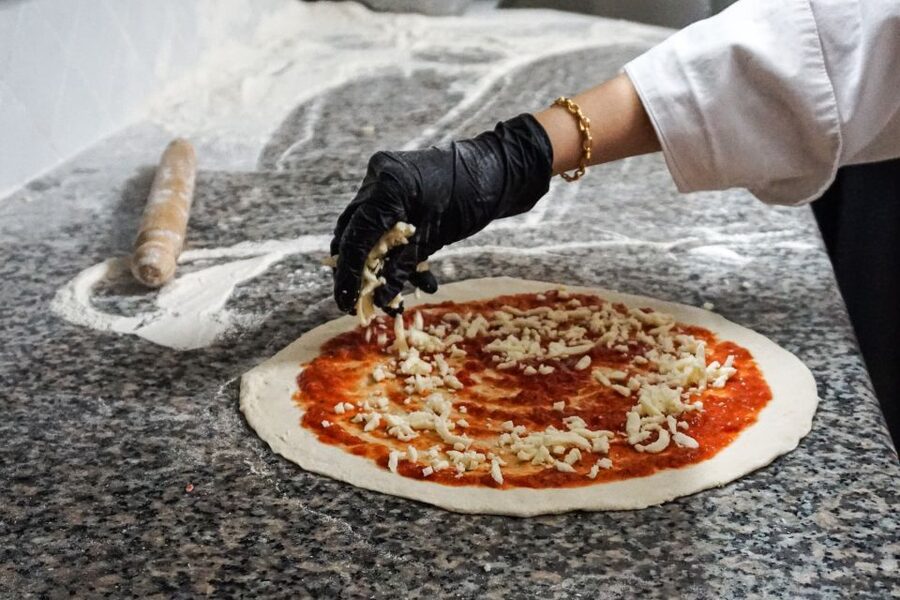 Rome: Pizza and Tiramisu Cooking Class in Piazza Navona - Price and Value: Does $68.33 Make Sense?