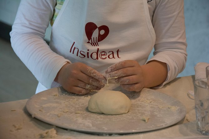 Rome: Pizza Making Class Small Group Experience - Aperitivo hour: spritz and Roman chips before the flour flies