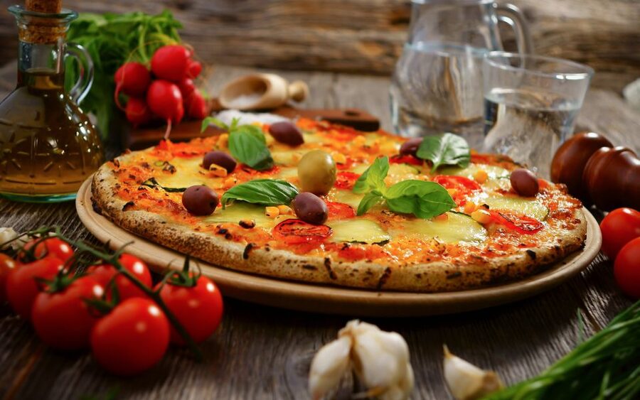 Rome: Pizza-Making Course with Dinner - Meeting at Lo Studio in Trastevere, Then Let the Night Flow