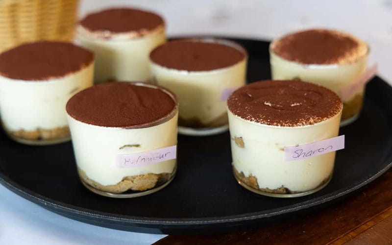 Rome: Pizza & Tiramisu Making Class with Wine & Limoncello - Where You Meet in Rome, and What That Location Buys You