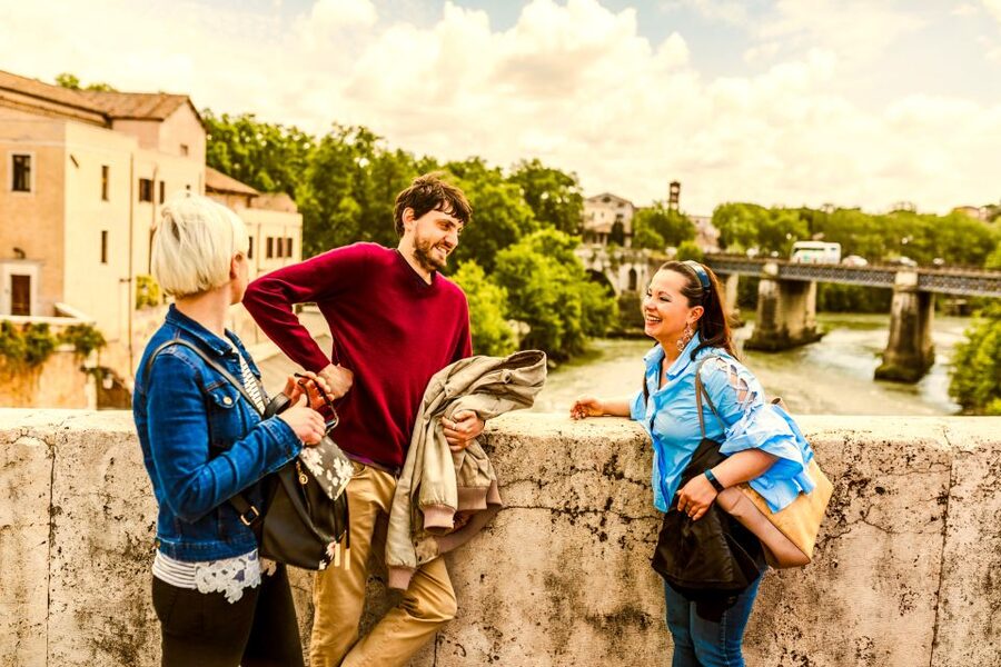Rome: Private 2-hr Tour of Icons & Hidden Gems with a Local - Who this Rome tour suits best, and who might be disappointed