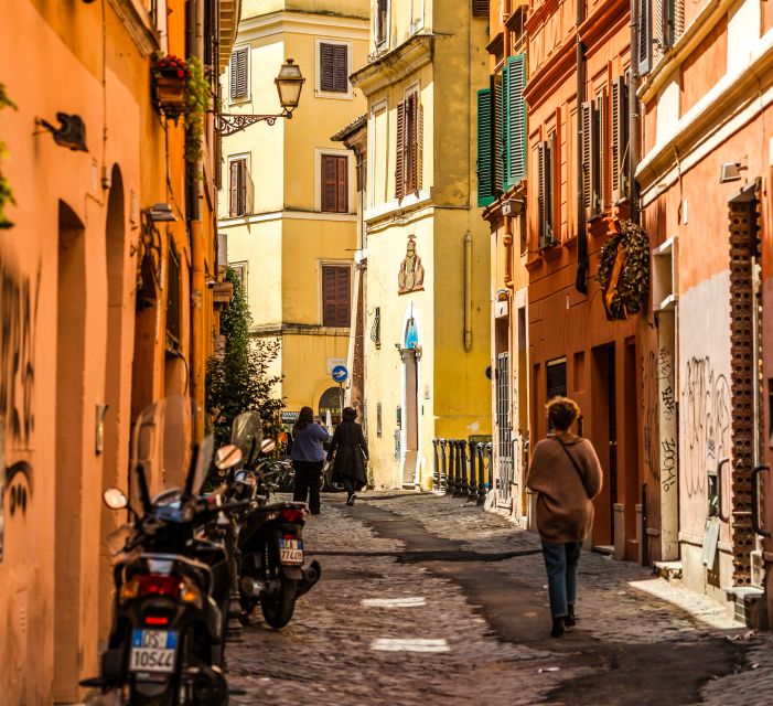 Rome: Private 2-hr Tour of Icons & Hidden Gems with a Local - Pickup, accessibility, and group size realities