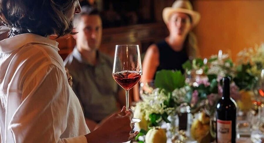 Rome: Private Castelli Romani Wine Tasting Tour - Hotel pickup and the Frascati photo stop, what to expect