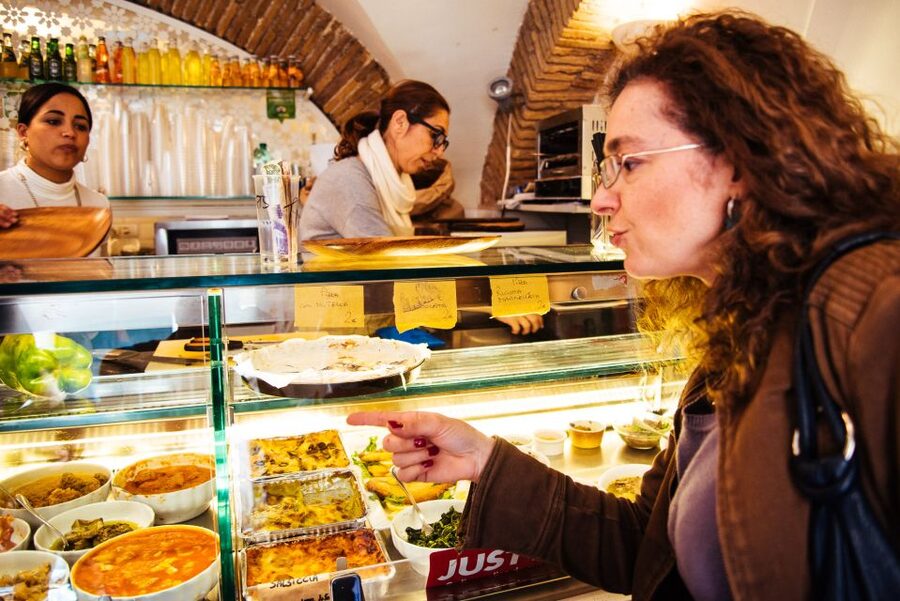Rome: Private Food Tour with Local Guide - Farnese Palace and other sights that make the food feel connected