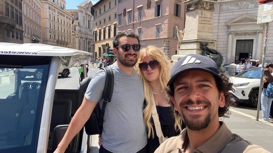 Rome: Private Golf Cart Tour with Artisanal Gelato - Circus Maximus and the Colosseum: Seeing Power, Not Just Stones