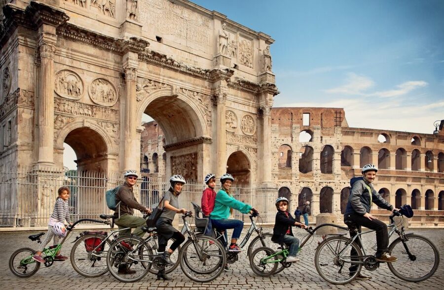 Rome: Private Half-Day Bike Tour with E-bike - Colosseum to Pantheon: how the stops connect into one story