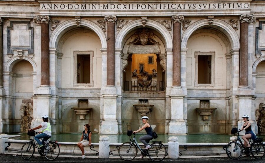 Rome: Private Half-Day Bike Tour with E-bike - Jewish Quarter, Portico d’Ottavia, and Theatre of Marcellus