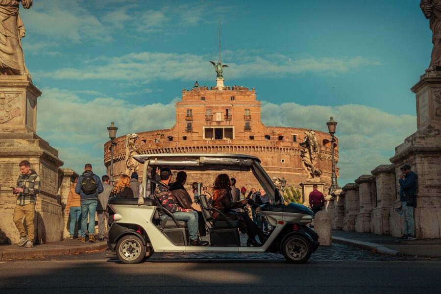 Rome: Private Highlights Tour by Golf Cart - Pantheon and Piazza Navona: the day’s first wow factor