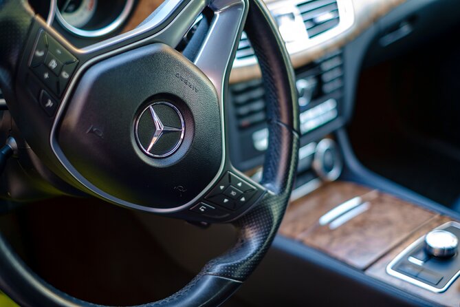 Rome Private Transfer to or from Fiumicino Airport - In the Car: Air-Conditioning, Live Commentary, and Driver Help With Luggage