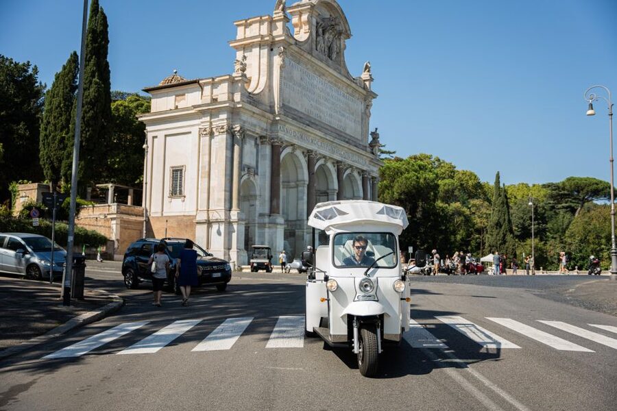 Rome: Private Tuk Tuk Tour with Hotel Pickup and Prosecco - Why Rome by Tuk Tuk Feels Easier Than Walking