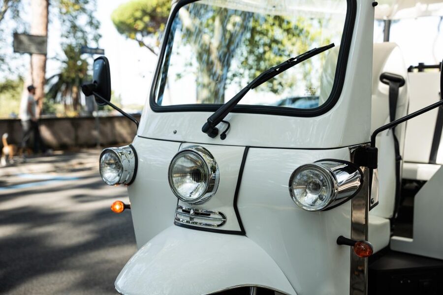 Rome: Private Tuk Tuk Tour with Hotel Pickup and Prosecco - Spanish Steps to Piazza del Popolo: The Classic Rome Photo Stretch