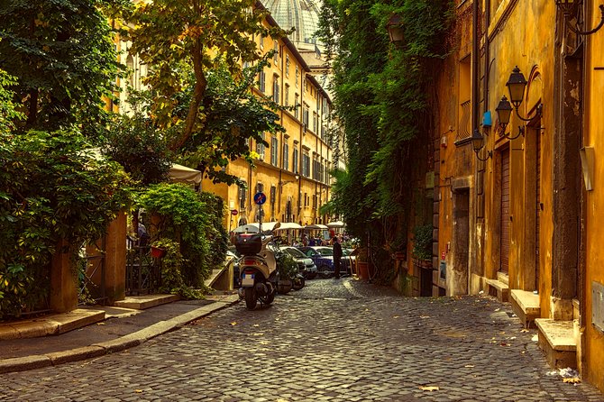 Rome: Private Walking Tour of Highlights & Secret Spots - Largo Argentina and the Market Mood at Giordano Bruno