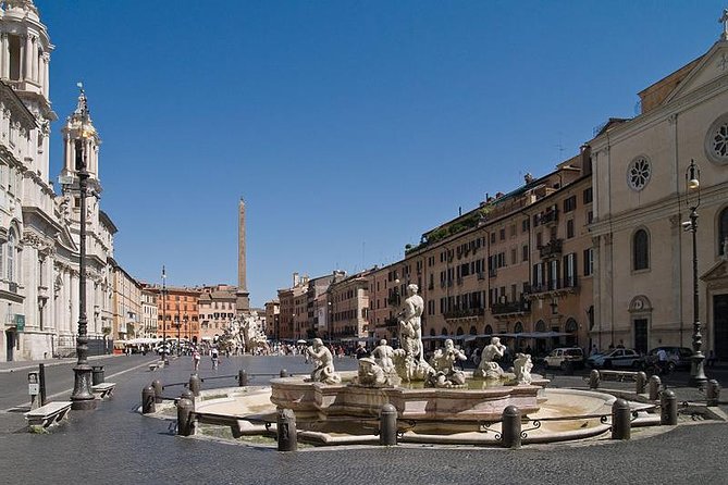 Rome Private Walking Tour: Spanish Steps, Pantheon, Trevi, Navona - The Gallery Alberto Sordi to Piazza Colonna Transition
