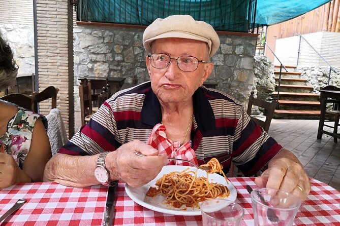 Rome Private Wine & Food Tour Trastevere, Ghetto, Campo de Fiori - Piazza Farnese to Your Food Map: how the walk is paced