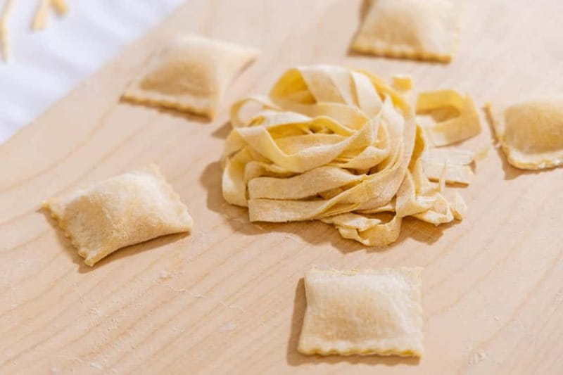 Rome: Ravioli, Fettuccine and Tiramisu Cooking Class - A 3-Hour Rome Pasta Workout That Ends With Wine