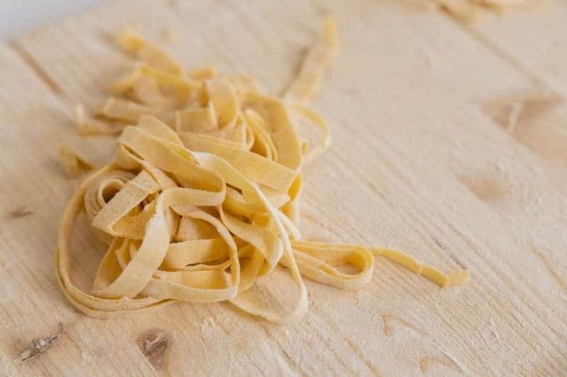 Rome: Ravioli, Fettuccine and Tiramisu Cooking Class - Fettuccine From Scratch, With Three Sauce Choices