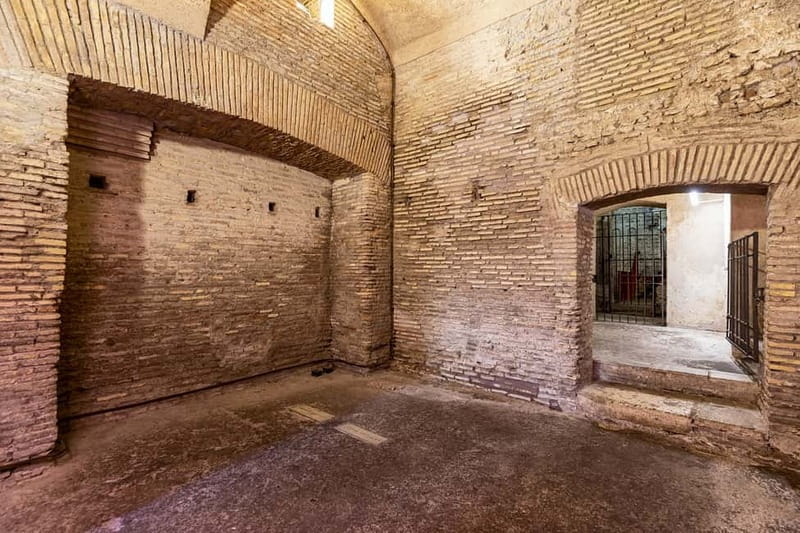 Rome: Roman House of the Celio Hill Ticket & App Audioguide - Wheelchair access and practical comfort underground