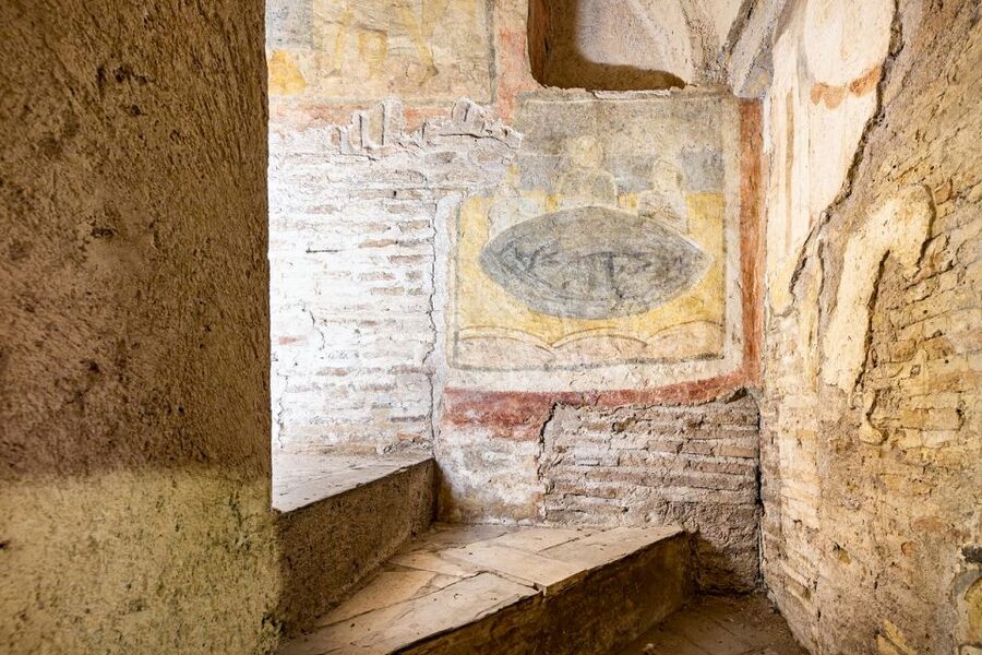 Rome: Roman House of the Celio Hill Ticket & App Audioguide - Frescoes and decorations you can study without guessing