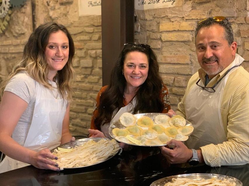 Rome: Roman Master Chef Cooking Class with Wine - The drink plan: wine, limoncello, and the pacing of a Roman meal