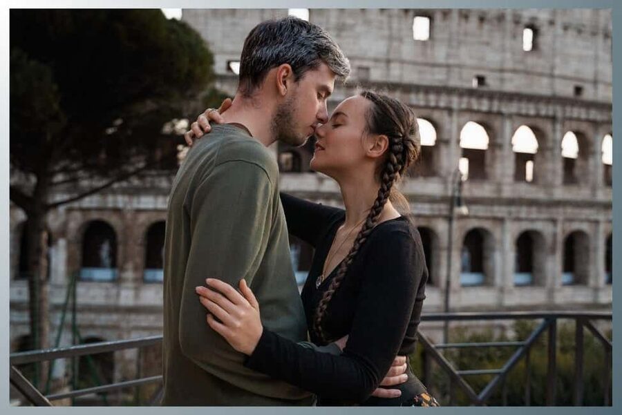 Rome: Romantic Couple Photoshoot Experience at the Colosseum - Price and Value: Is $32 Per Person Actually a Good Deal?