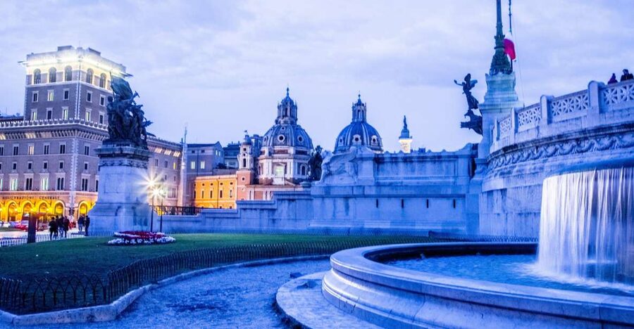 Rome: Rome at Night Evening Historical Walking Tour - Why Rome at night feels different (and easier to read)