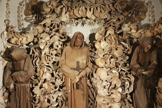 Rome’s Bone Chapel and Catacombs: Skulls, Crypts and City Ride - Stop 3: Capuchin Crypt (the Bone Chapel) with audio guide