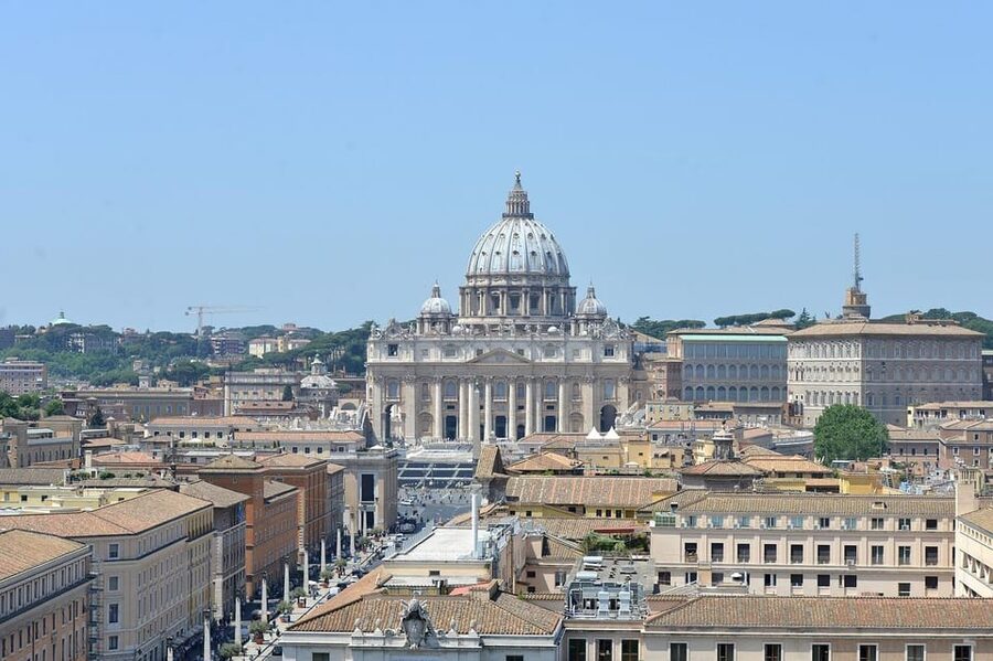 Rome: Saint Peter's Basilica Tour - Vatican City photo stop: a quick orientation moment