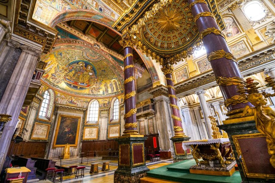 Rome: Santa Maria Maggiore and Panoramic Dome Guided Tour - Santa Maria Maggiore: why the basilica still grabs you
