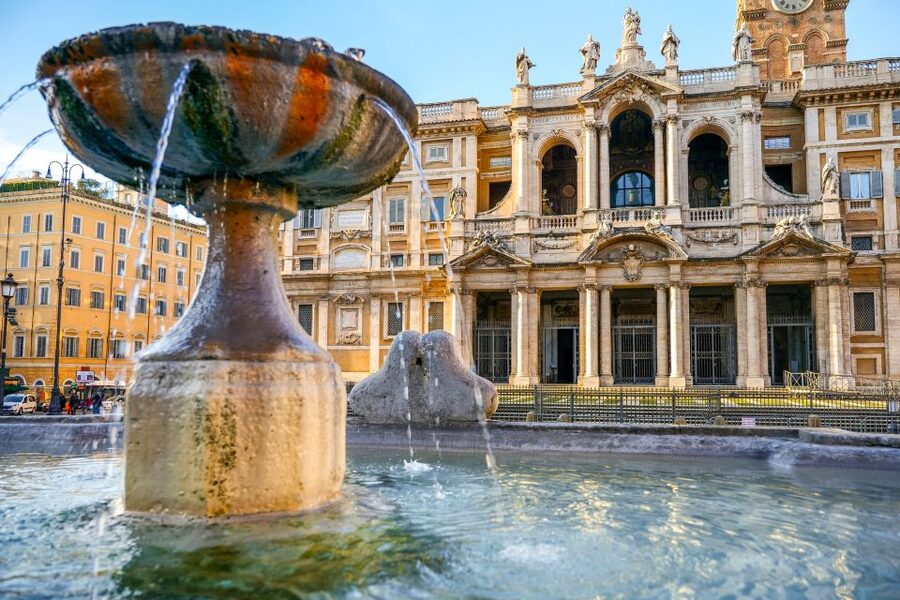 Rome: Santa Maria Maggiore and Panoramic Dome Guided Tour - Room of the Popes: art, power, and symbolism in one stop