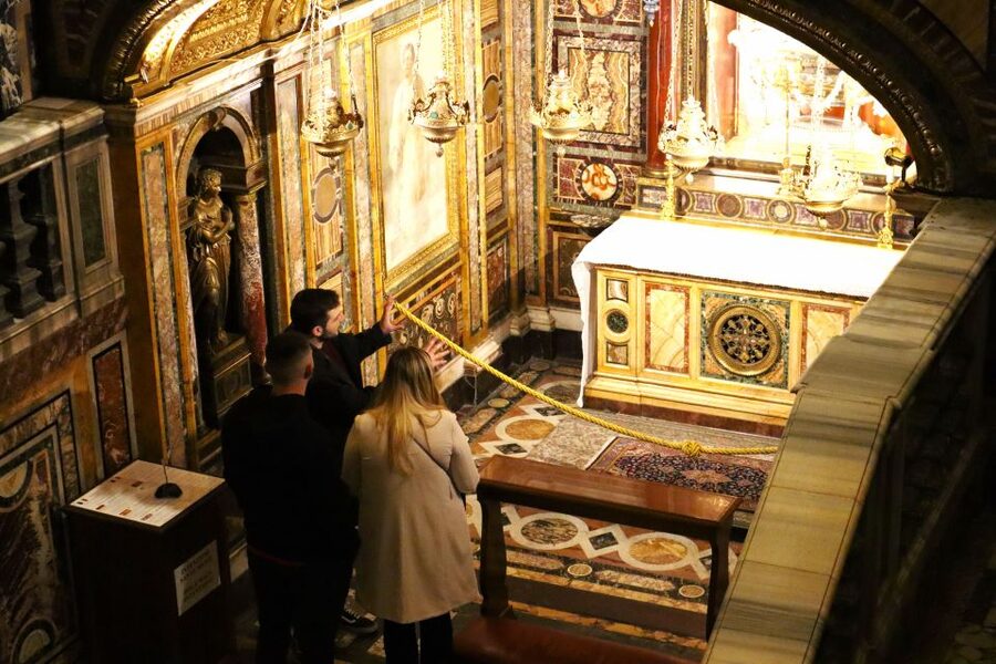 Rome: Santa Maria Maggiore and Panoramic Dome Guided Tour - The Panoramic Dome climb: views with a tradeoff