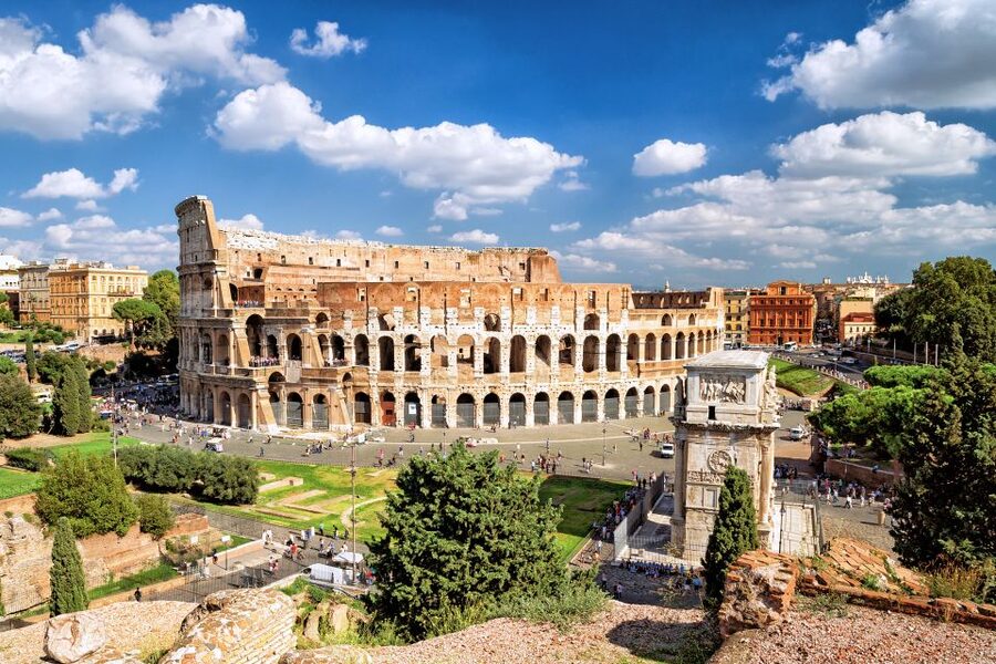 Rome: Self-Driven Sightseeing Tour by Vespa - The big icons: Pantheon and Colosseum without the foot-stress