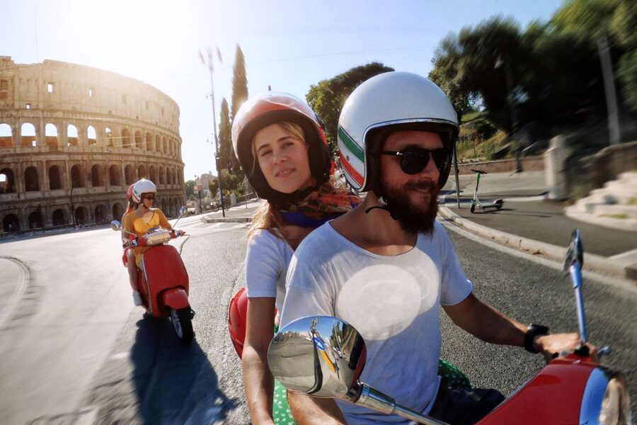 Rome: Self-Driven Sightseeing Tour by Vespa - Why scooter sightseeing beats walking in Rome