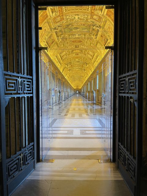Rome: Sistine Chapel & Vatican Tour with Pre-Opening Access - Should you book this pre-opening Vatican tour?