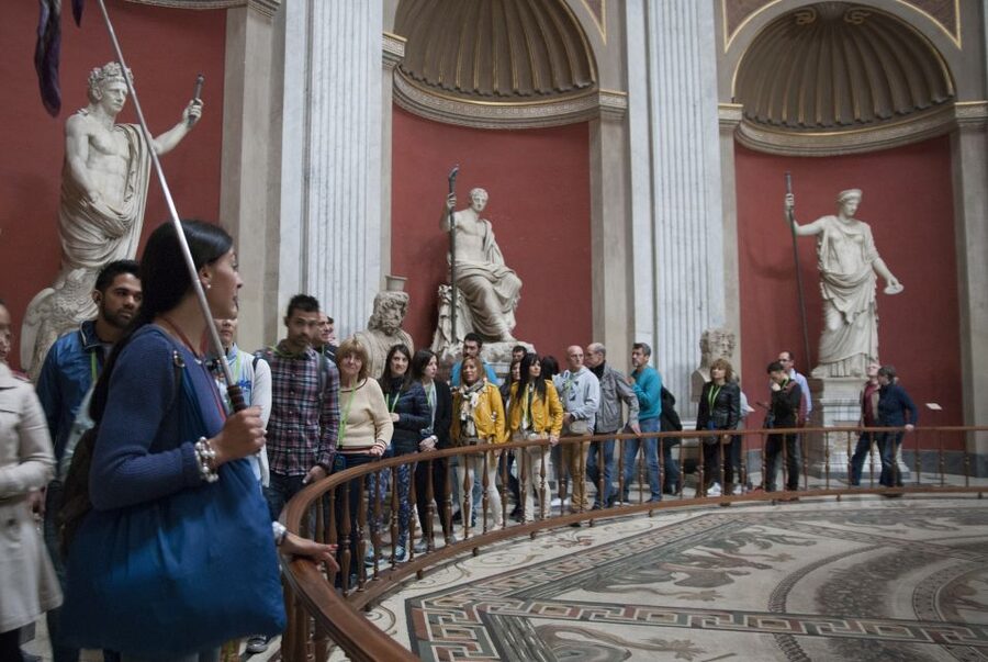 Rome: Skip the line Vatican Museums & Sistine Chapel Tour - Belvedere sculptures again, but with meaning this time