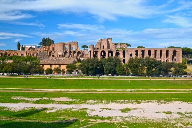 Rome Small-Group Shared Tour from Civitavecchia: 8 People Max - Trevi Fountain and Piazza Navona: Baroque Rome without extra tickets